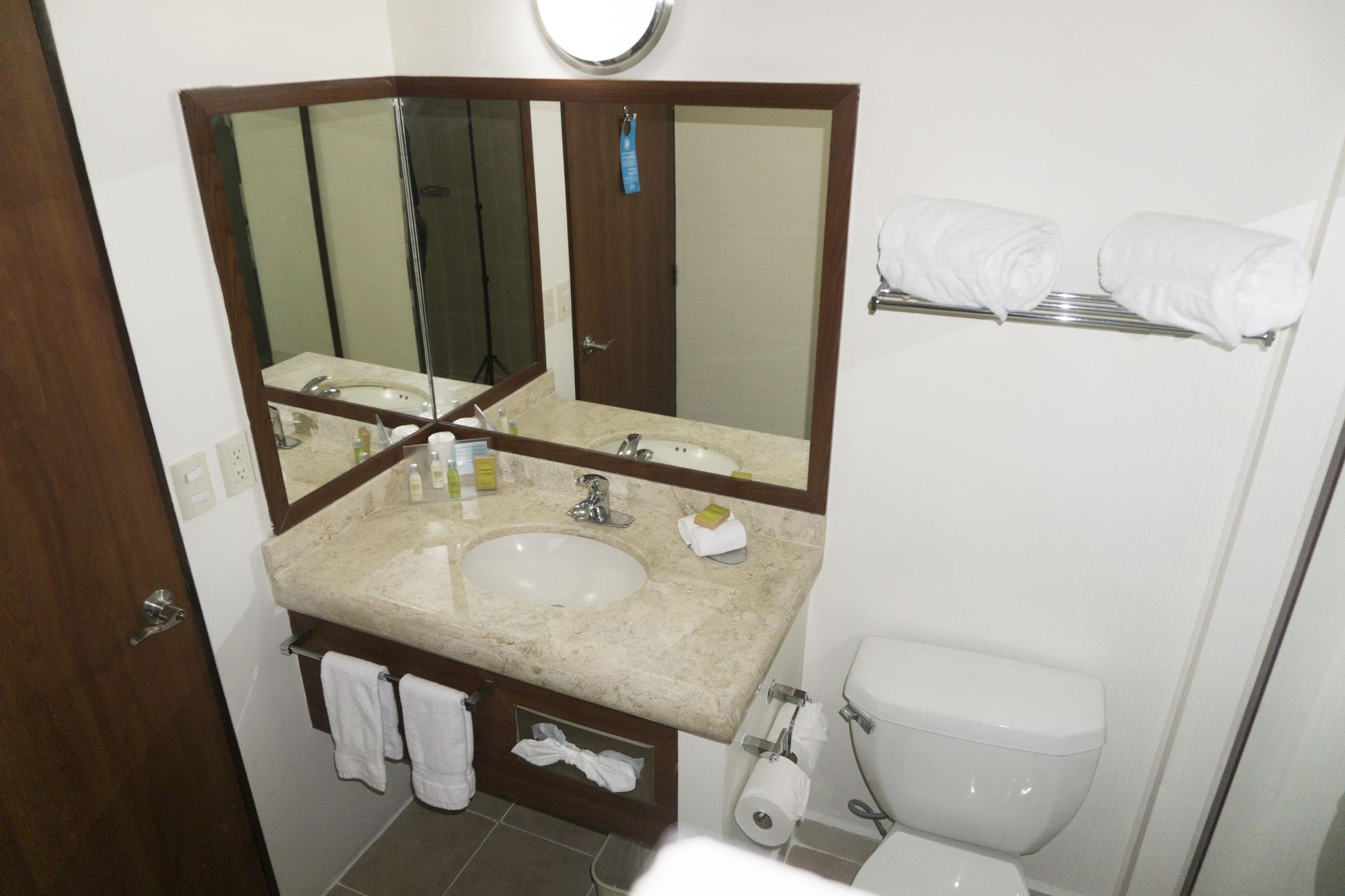 Hampton By Hilton San Juan Del Rio Hotel Luaran gambar
