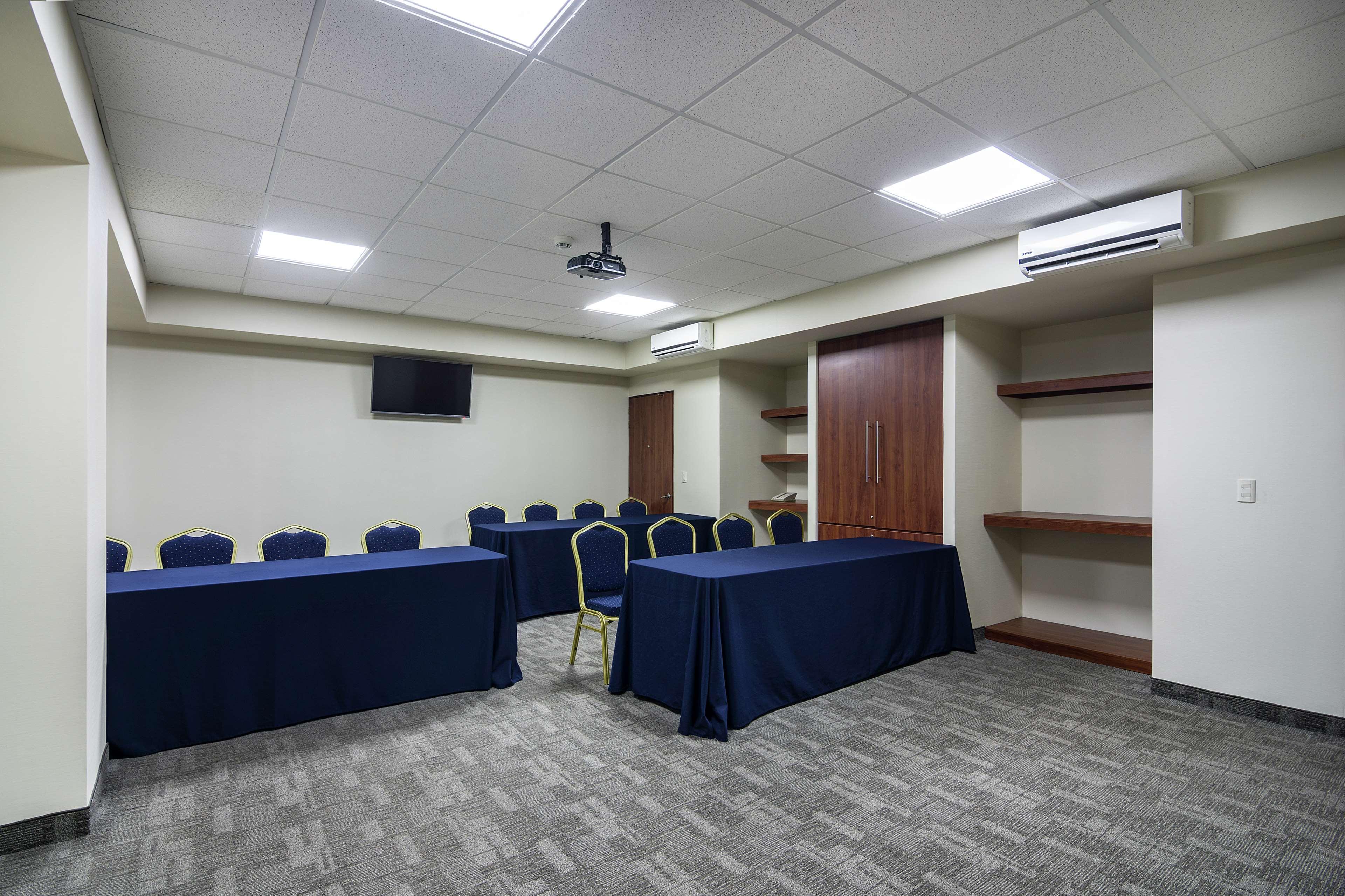 Hampton By Hilton San Juan Del Rio Hotel Luaran gambar