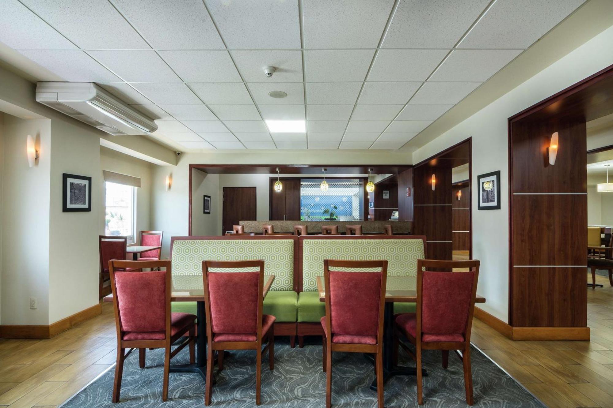 Hampton By Hilton San Juan Del Rio Hotel Luaran gambar
