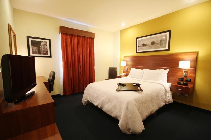 Hampton By Hilton San Juan Del Rio Hotel Luaran gambar
