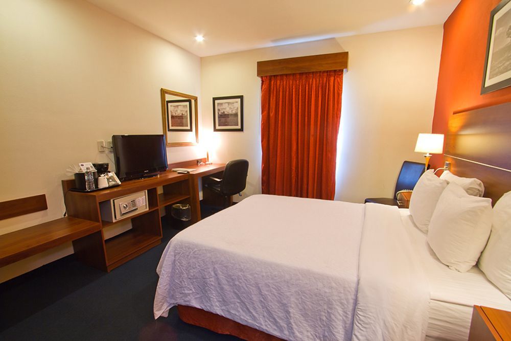 Hampton By Hilton San Juan Del Rio Hotel Luaran gambar