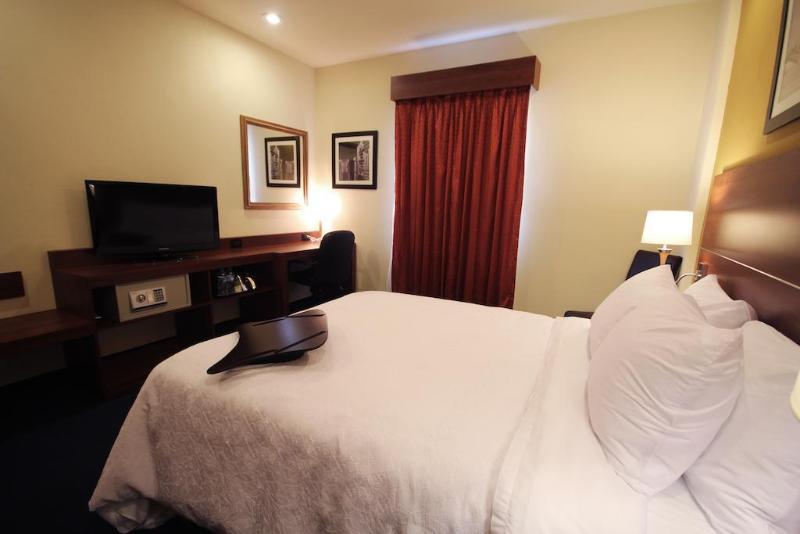 Hampton By Hilton San Juan Del Rio Hotel Luaran gambar