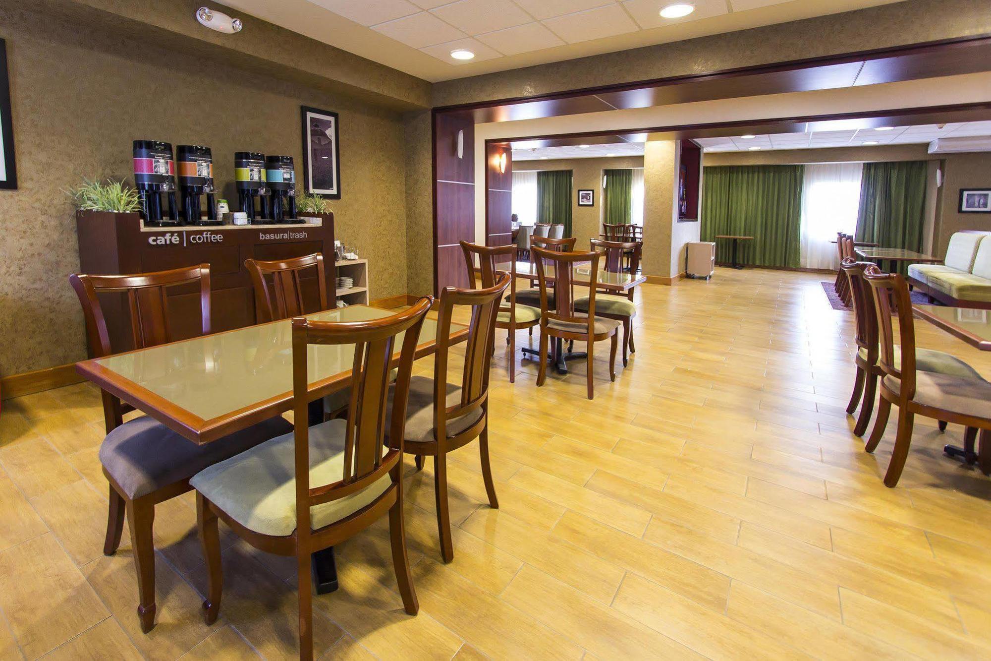 Hampton By Hilton San Juan Del Rio Hotel Luaran gambar