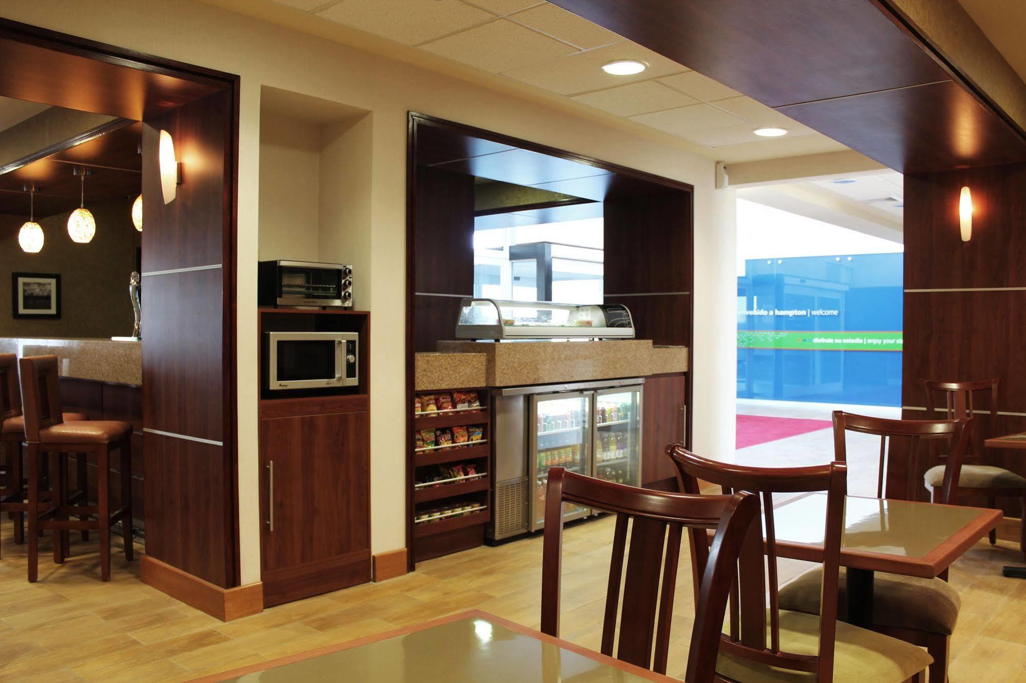 Hampton By Hilton San Juan Del Rio Hotel Luaran gambar